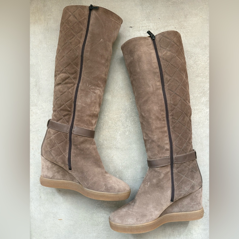 NWOT Aquatalia Callie Faux Fur-Trimmed Suede Tall Boots - Picture 13 of 16